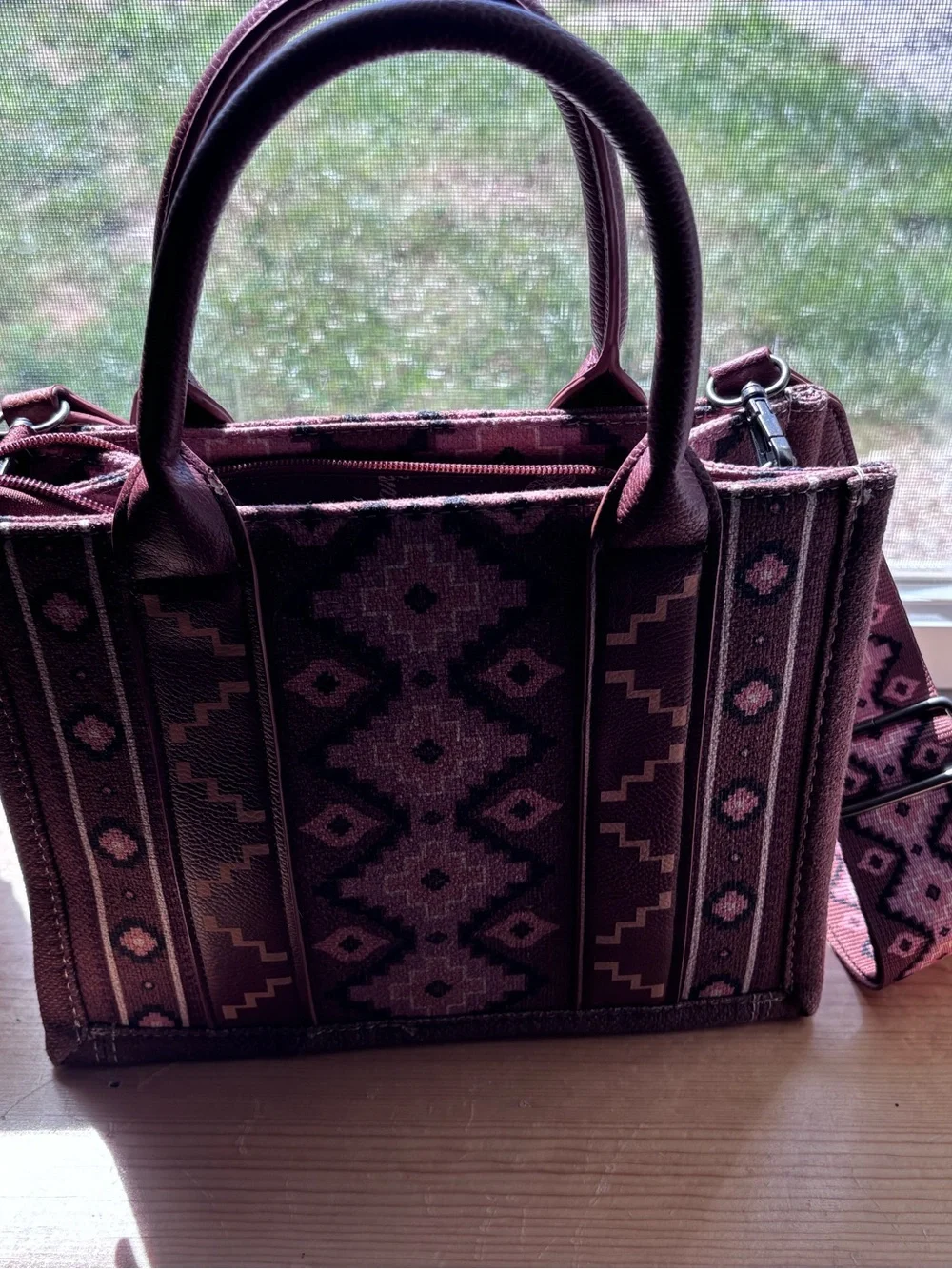 Wrangler Pink & Brown Patterned Satchel with Removable Strap  (with pets)